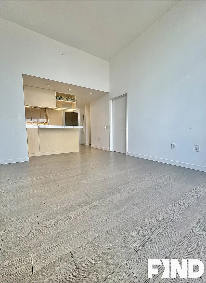 252 South Street — Photo 4