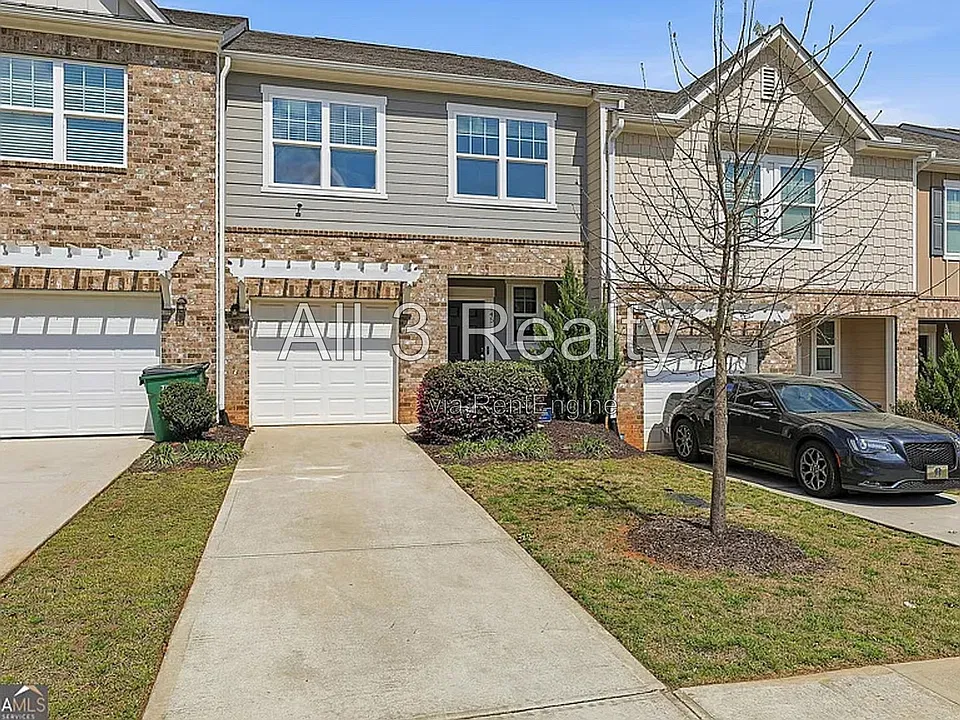 145 Swindon Dr