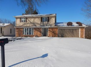 2040 Golfview Cir, Centerville, IA 52544