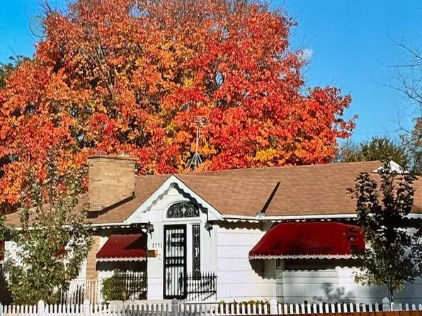 8541 Queen Ave S, Bloomington, MN 55431