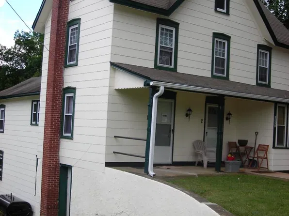 1921 Creek Rd APT 1, Glenmoore, PA 19343