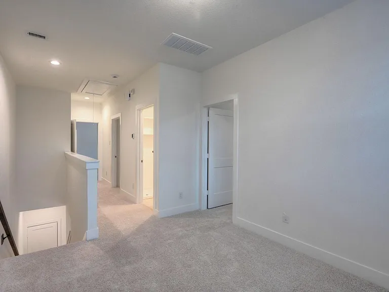 1535 Crystal Stream Dr — Photo 21