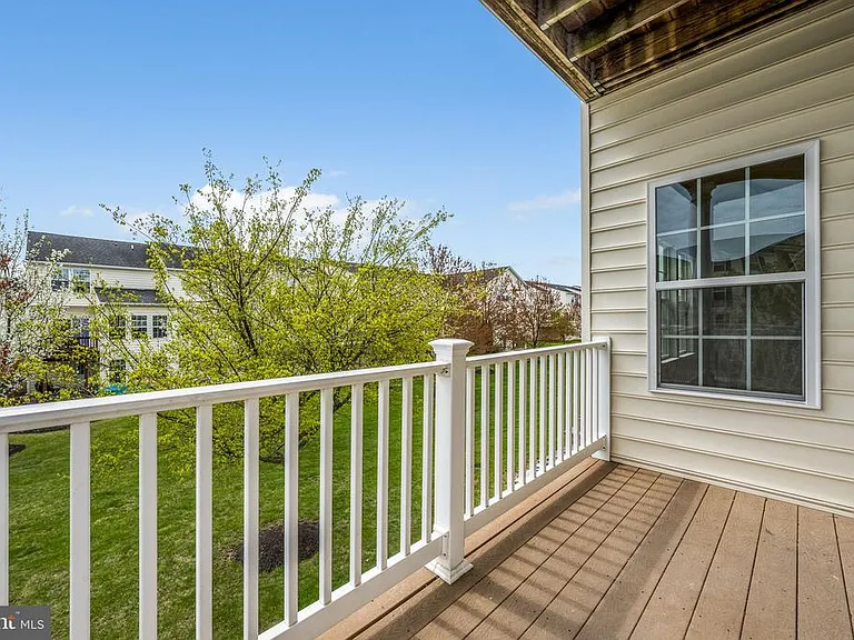202 Bardel Dr #202 — Photo 11