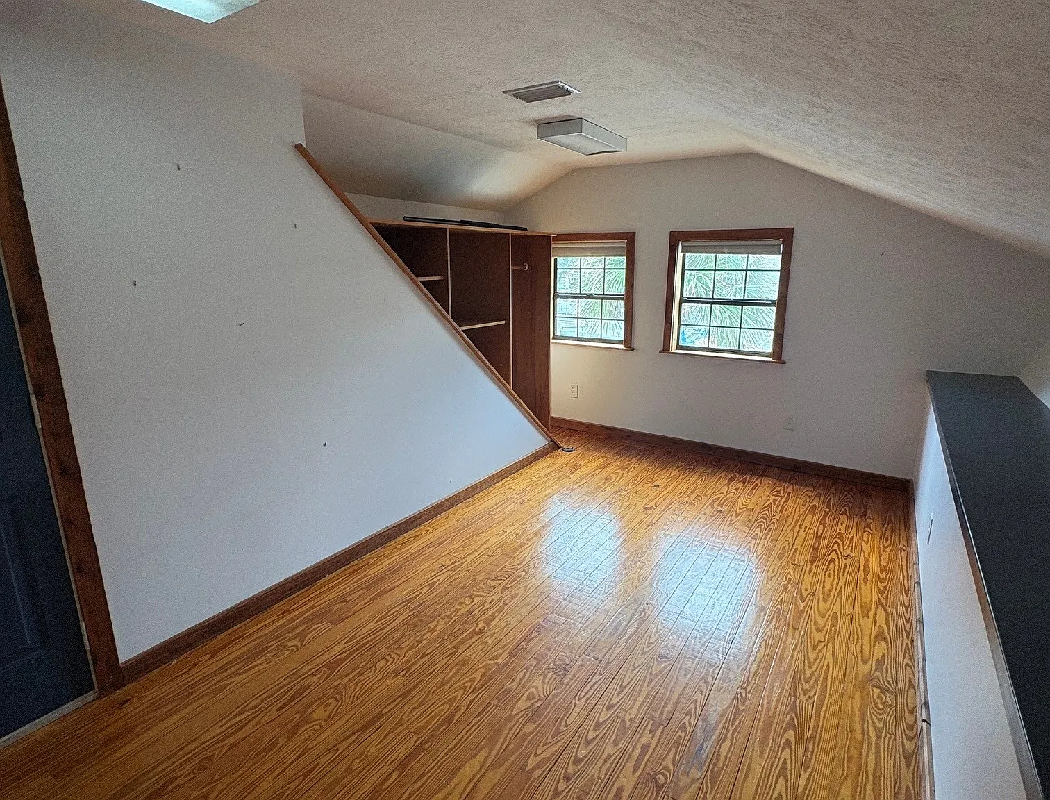 1 bed, 750 sqft, $2,200 — Photo 3