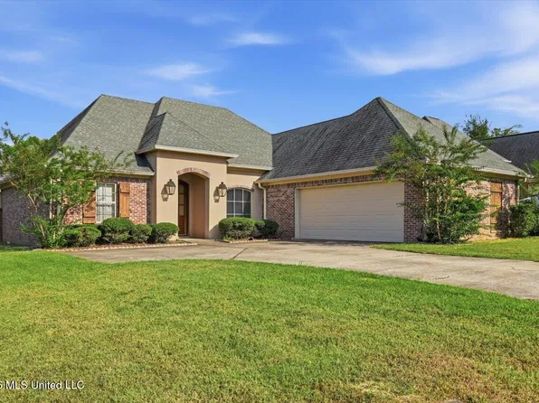 122 Jorn Cir, Canton, MS 39046