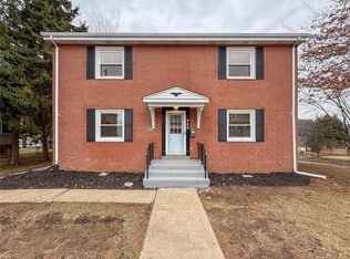 922 3rd Ave, Elizabeth, PA 15037