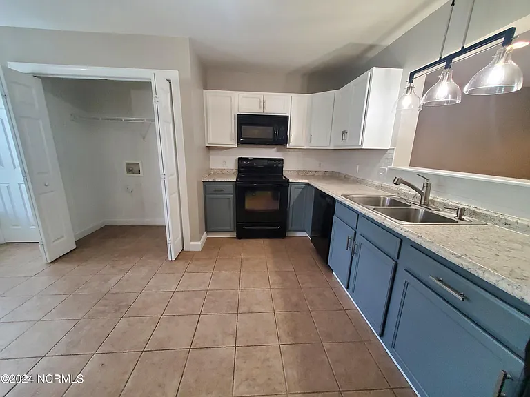 4232 Brook Creek Ln #A — Photo 7