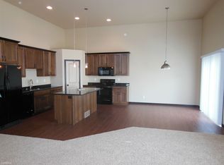 4924 39th Ave S, Fargo, ND 58104