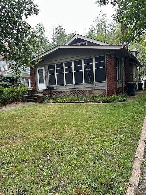 1st image of 1520 Rydalmount Rd