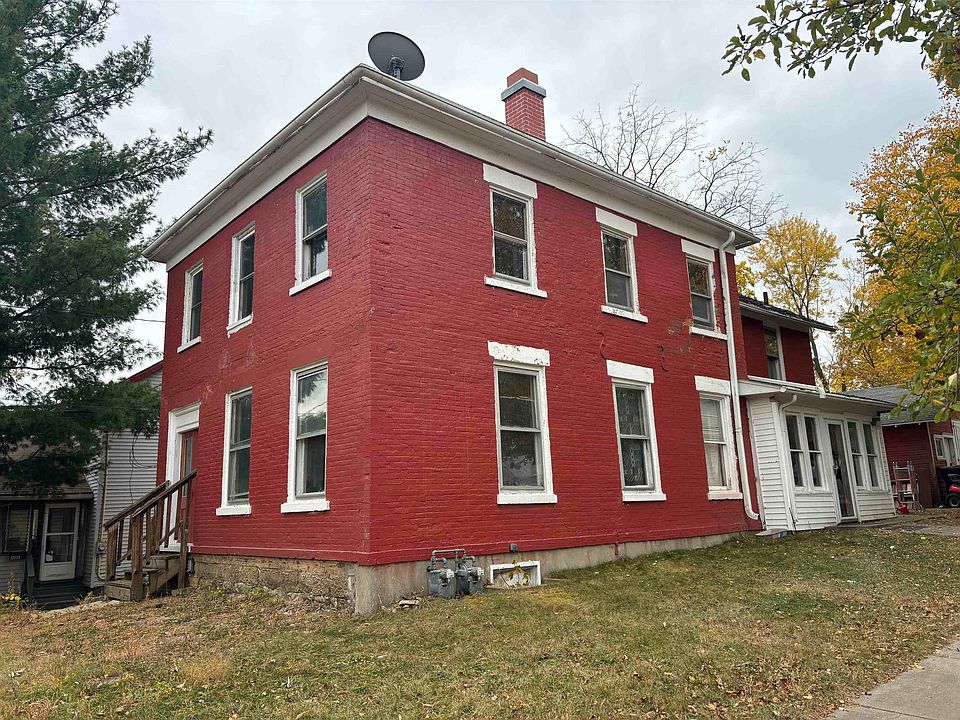 2nd image of 602 Linn St