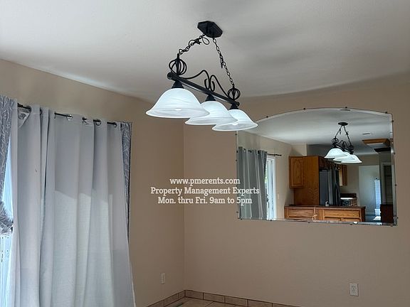 2nd image of 412 Coventry Dr