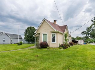 310 W Main St, Henryville, IN 47126