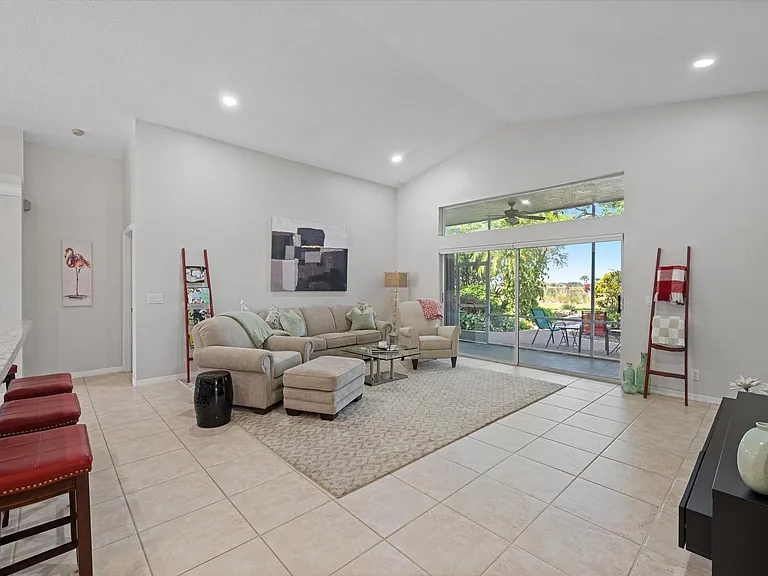 1871 Corsica Dr — Photo 12