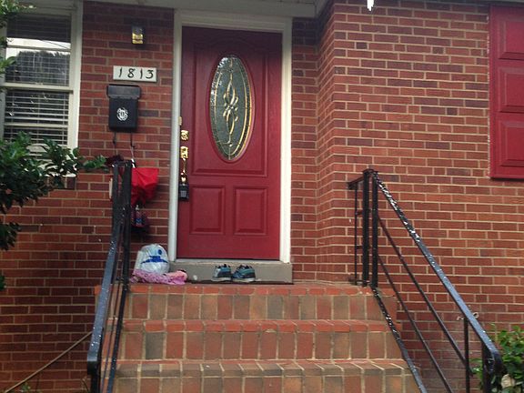 2nd image of 1813 Westmoreland St