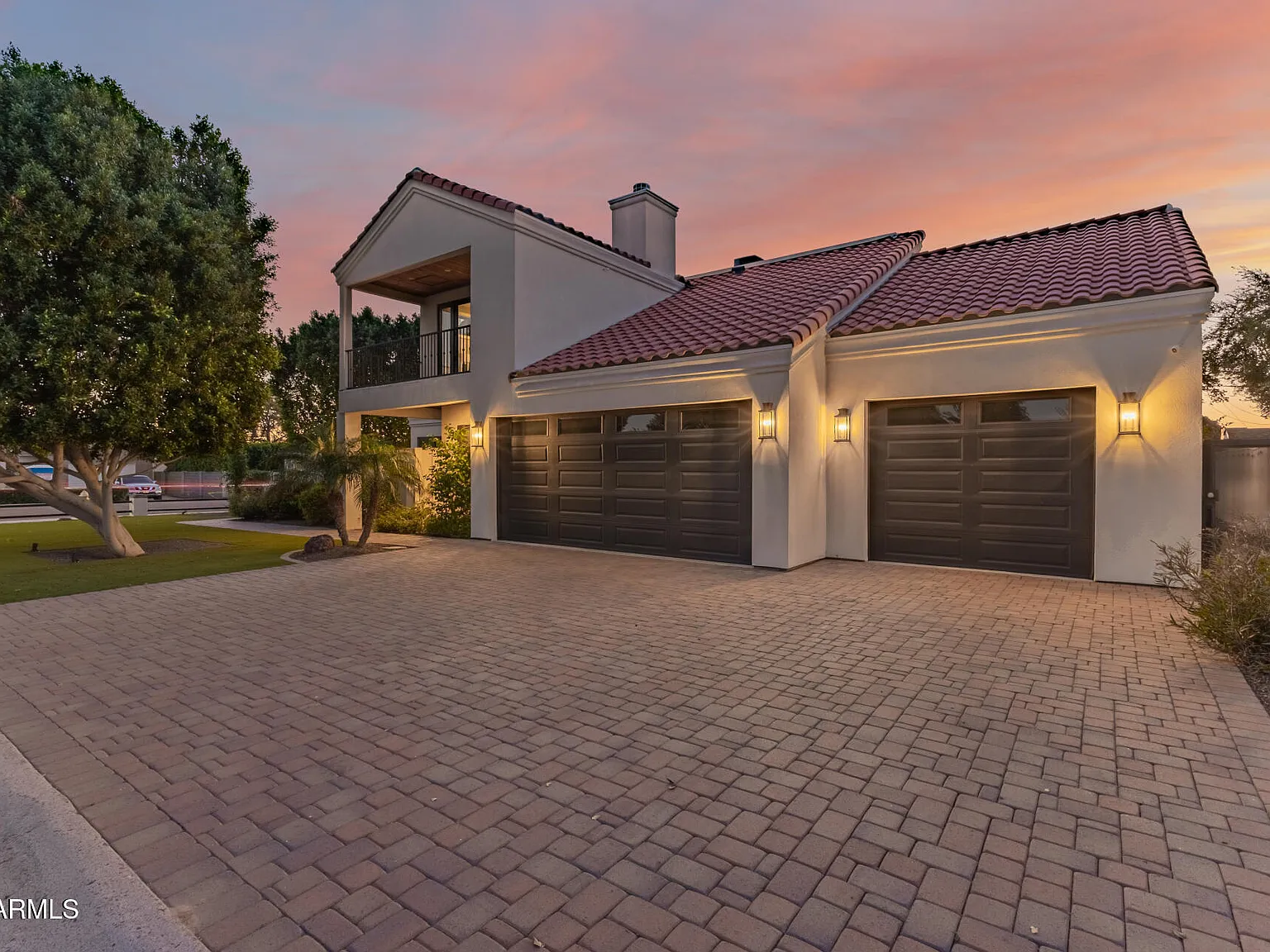 4 bed, 3.5 bath, 3581 sqft, $9,500 — Photo 1