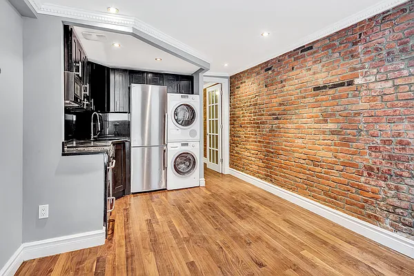 Rented by Centennial Properties NY | media 1