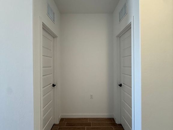 3rd image of 8403 Killary Harbor Ave