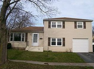 147 Drexmore Rd, Rochester, NY 14610
