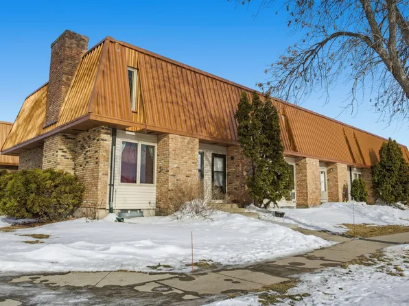 306 13th Ave E, West Fargo, ND 58078