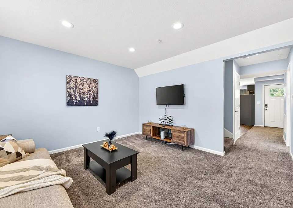 1207 Central Ave #1207 CENTRAL AVE UN