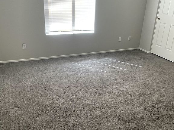 4th image of 2301 E Meadow Mist Ln