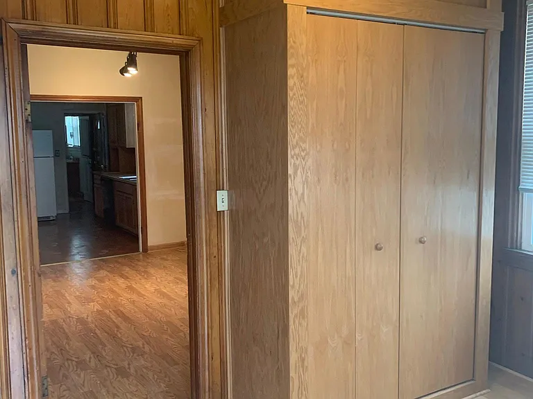 2-401 E 22nd St #2 — Photo 2
