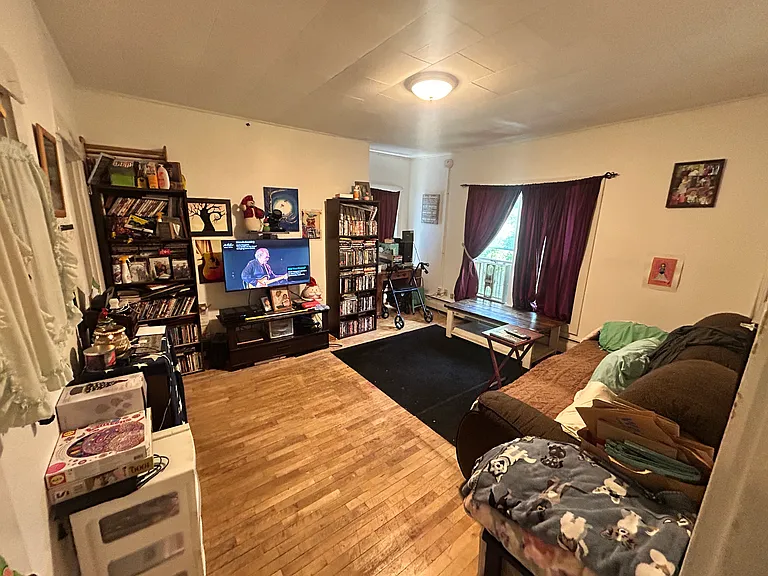 144 Elm St #3 — Photo 3