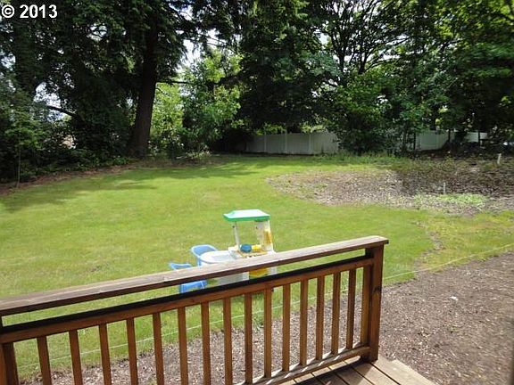 4th image of 13075 NW Glenridge Dr