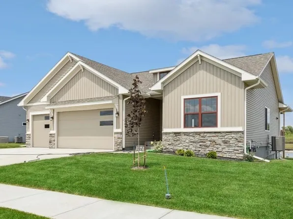 1104 High Ridge Trl, Solon, IA 52333