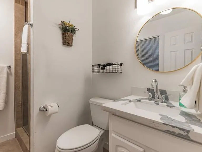 8137 E Amelia Ave — Photo 20