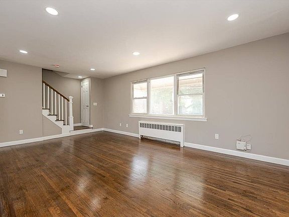 4th image of 4106 Monticello Ave #A