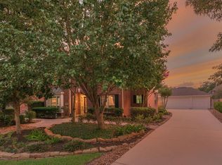 18 N Chantsong Cir, Spring, TX 77382