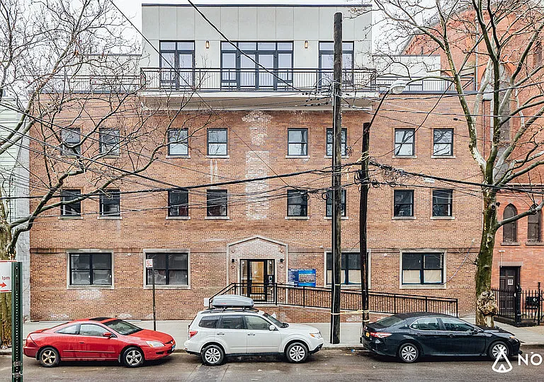 312 Devoe St #1B — Photo 14