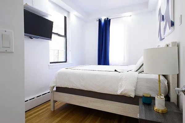 Rented by Finest Furnished LLC | media 21