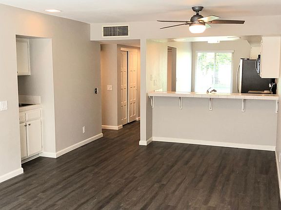 Living / Dining Area