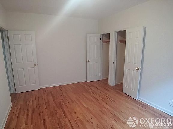 4th image of 490 E 23rd St APT B2