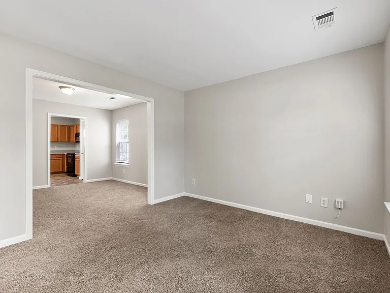 6443 Brumit Ln — Photo 2