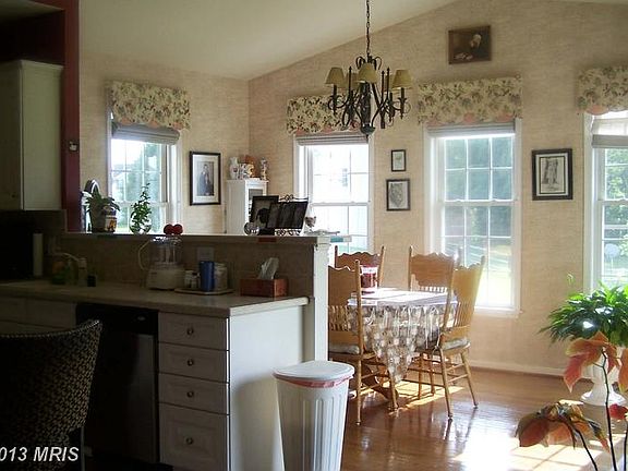 5th image of 89 Carrington Dr