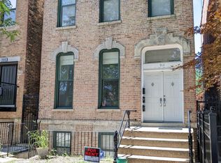 912 S Leavitt St #1, Chicago, IL 60612