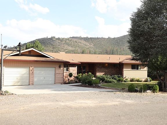 2nd image of 2290 Belle Ave