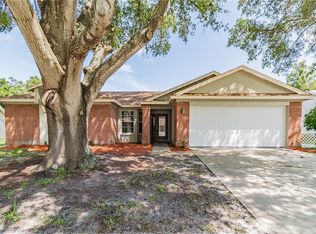 8201 Roxboro Dr, Hudson, FL 34667