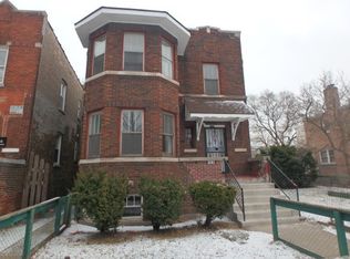 9913 S Hoxie Ave, Chicago, IL 60617