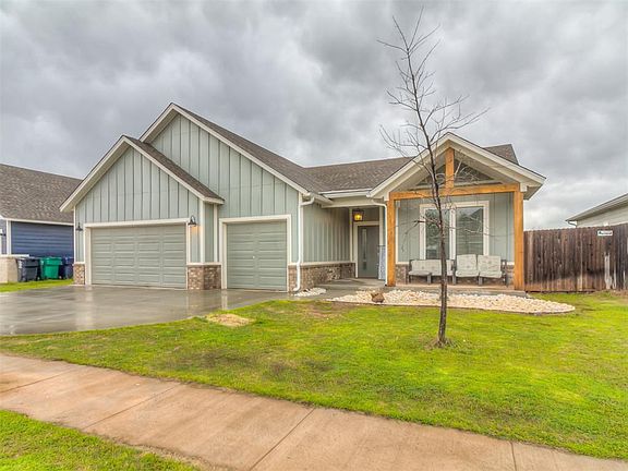 3rd image of 2009 Sara Vista Dr