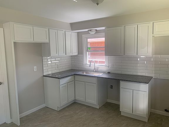 3rd image of 20449 Hunt Club Dr