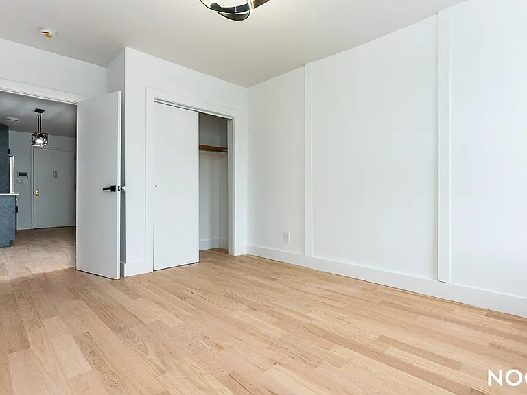 98 Moore St #3F — Photo 10