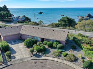 1408 View Ct, Brookings, OR 97415