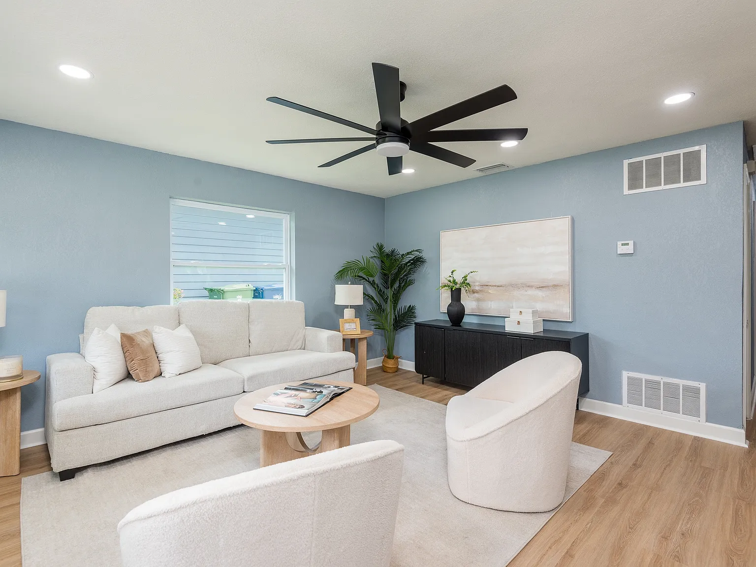 4 bed, 1500 sqft, $3,600 — Photo 4
