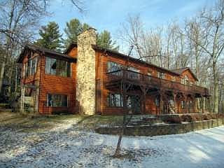 Executive Luxury Lakeside Home