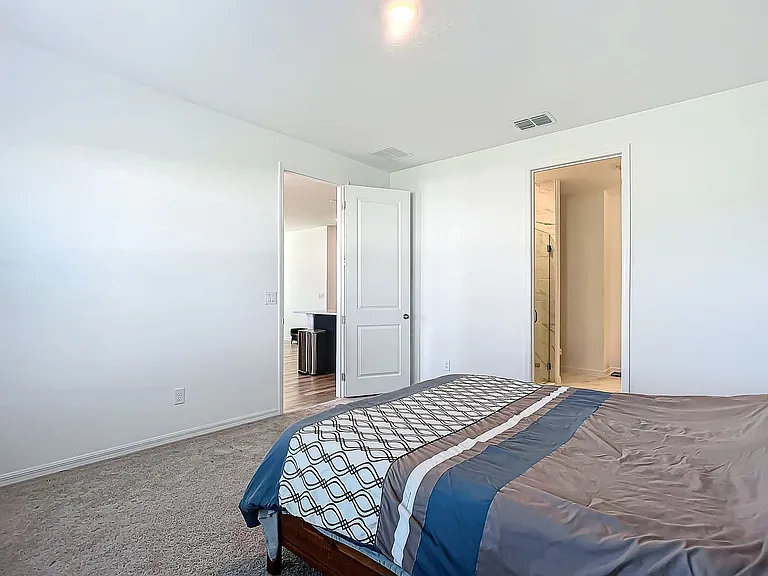 1317 Sterling Pointe Dr — Photo 21