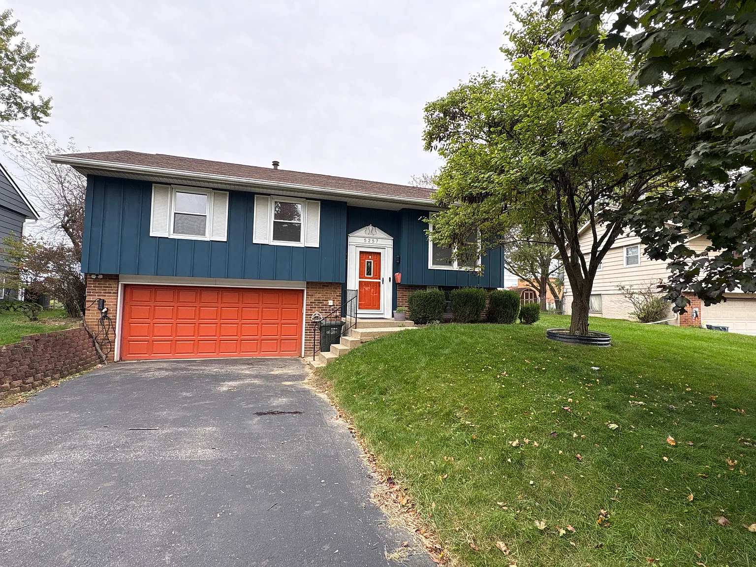 3 bed, 1.5 bath, 1601 sqft, $2,400 — Photo 1